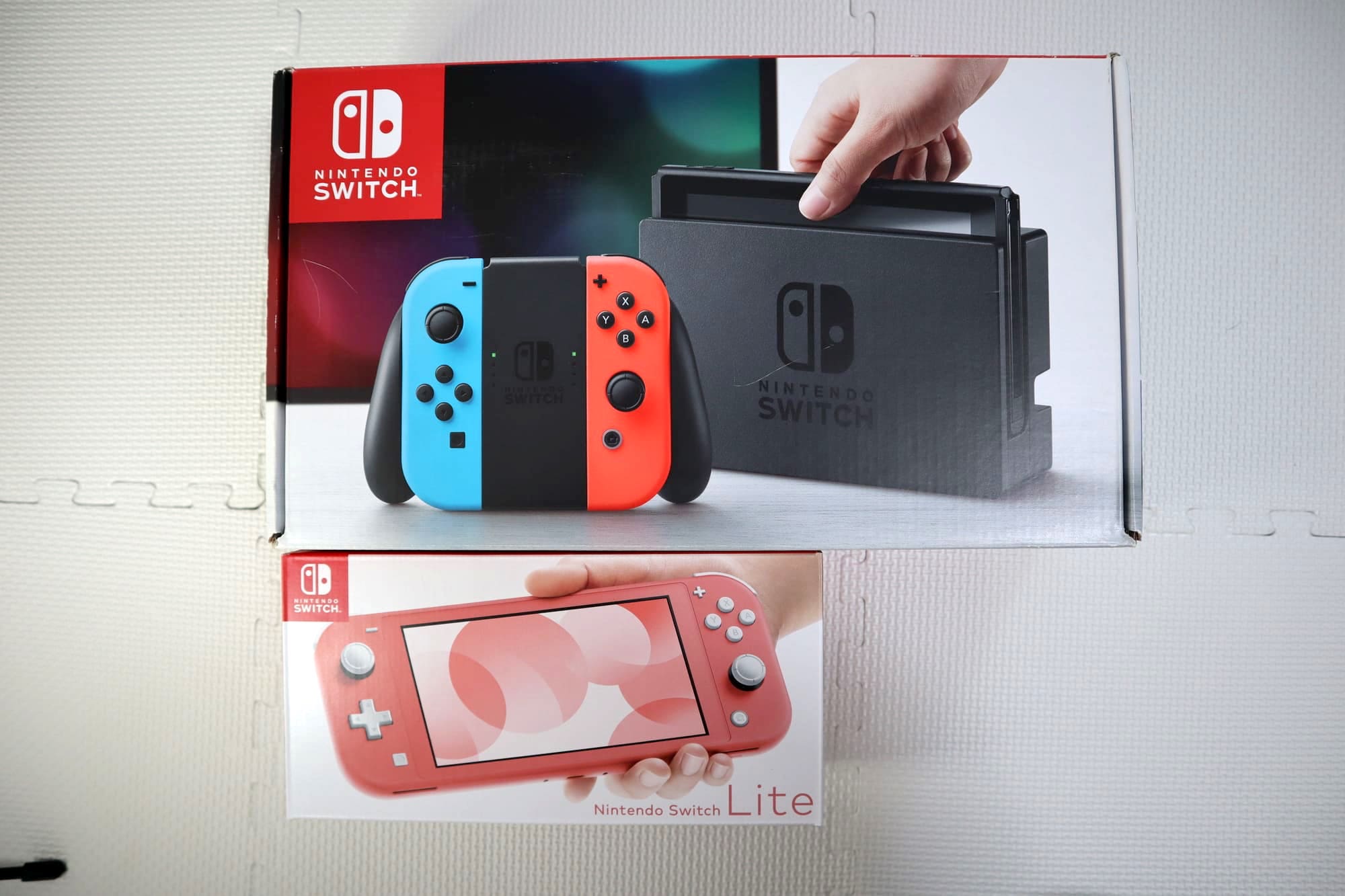 SwitchとSwitch Liteの外箱