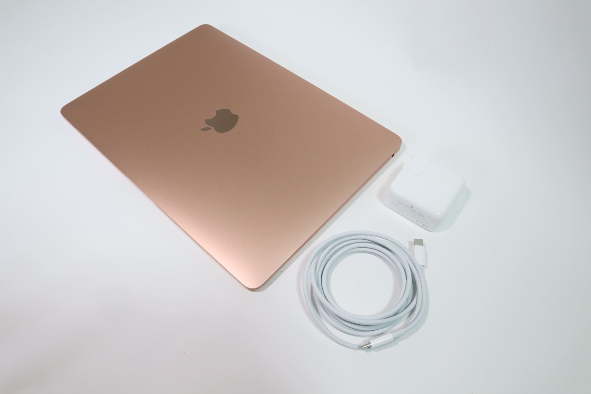 M1 MacBook Air ゴールド-