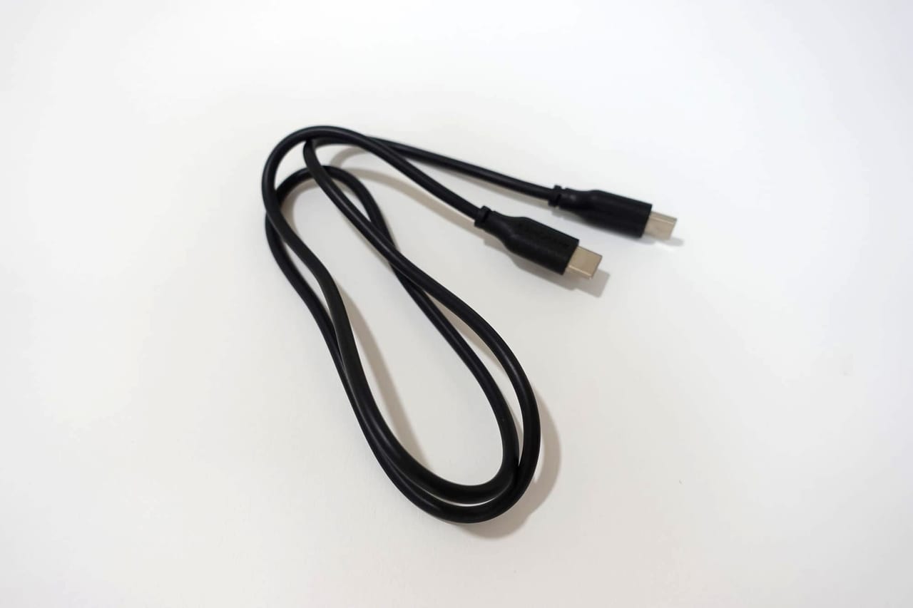 RAVPower 「RP-PB187」付属のUSB-Cケーブル